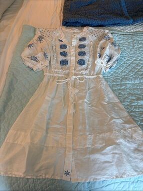 Wiggy Kit White Linen Dress with Blue Embroidered Stars